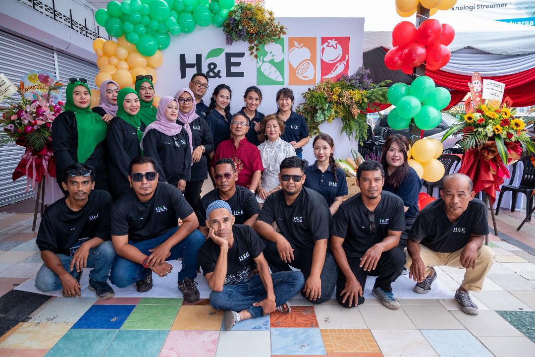 The H&E First Choice team